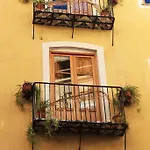 Apartamentos La Lonja